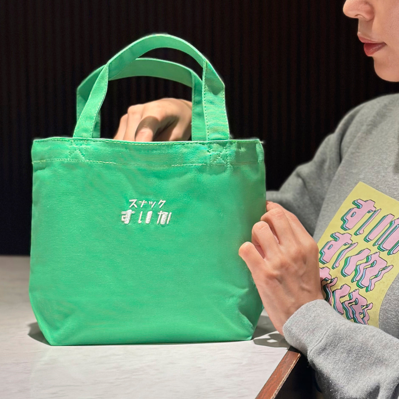 スナックすいか ロゴ刺繍ミニトート